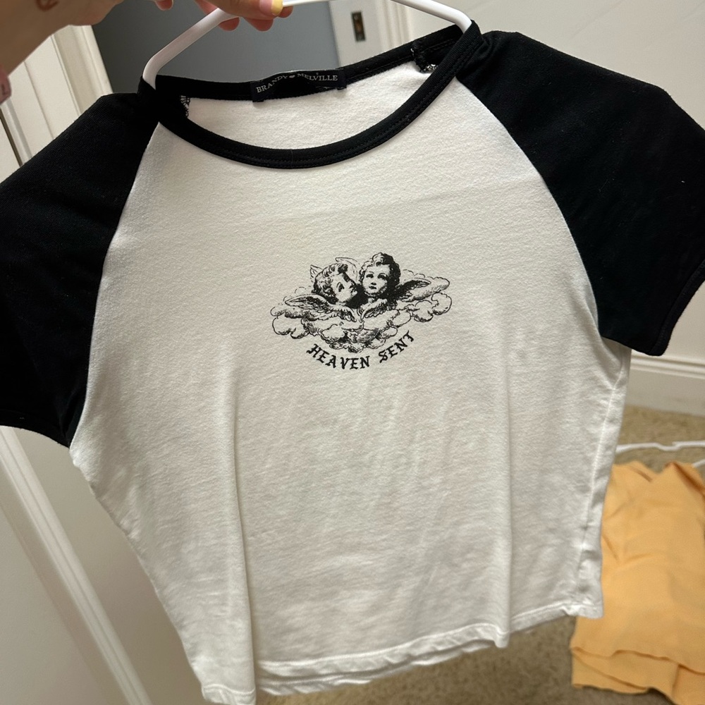 Brandy Melville shirt